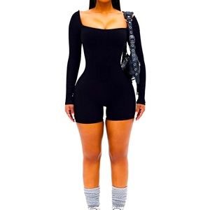 FashionNova Snatch Romper Black-